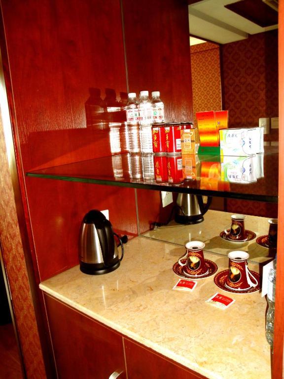 Overseas Chinese International Hotel 青島市 部屋 写真